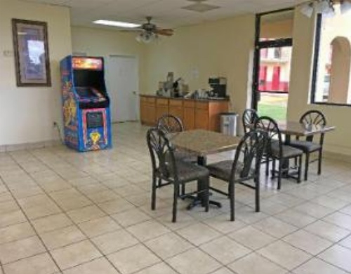 Americas Best Value Inn & Suites Greenwood image 16