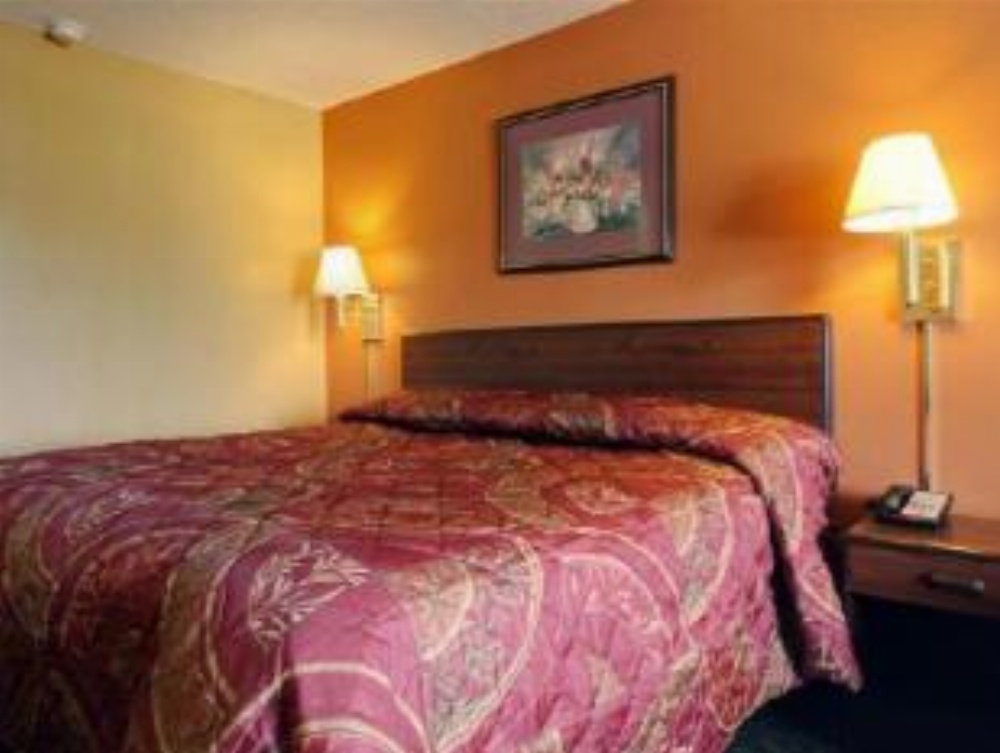Americas Best Value Inn & Suites Greenwood Main image